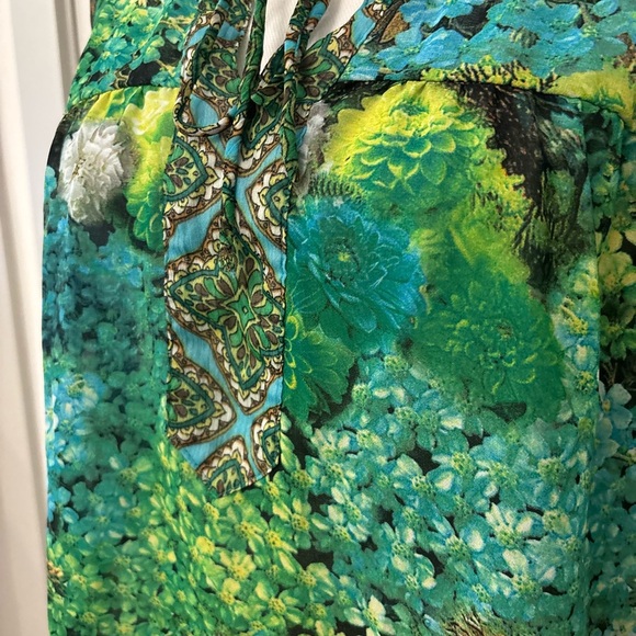 Figueroa & Flower green floral and plant patterned flowy sheer blouse size M - Picture 10 of 13